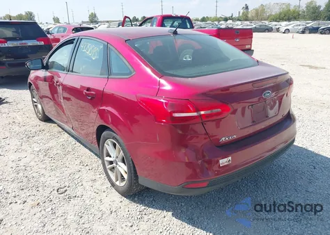 2017 Ford Focus Se z USA, uszkodzony, nr VIN 1FADP3F2XHL243225